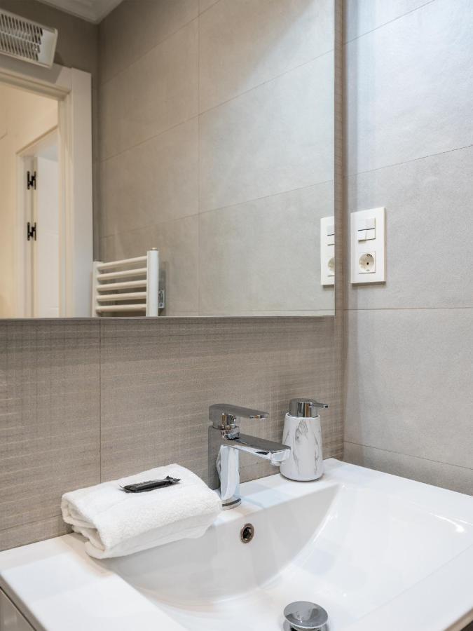 Tiboli Apartment By People Rentals Bilbao Buitenkant foto